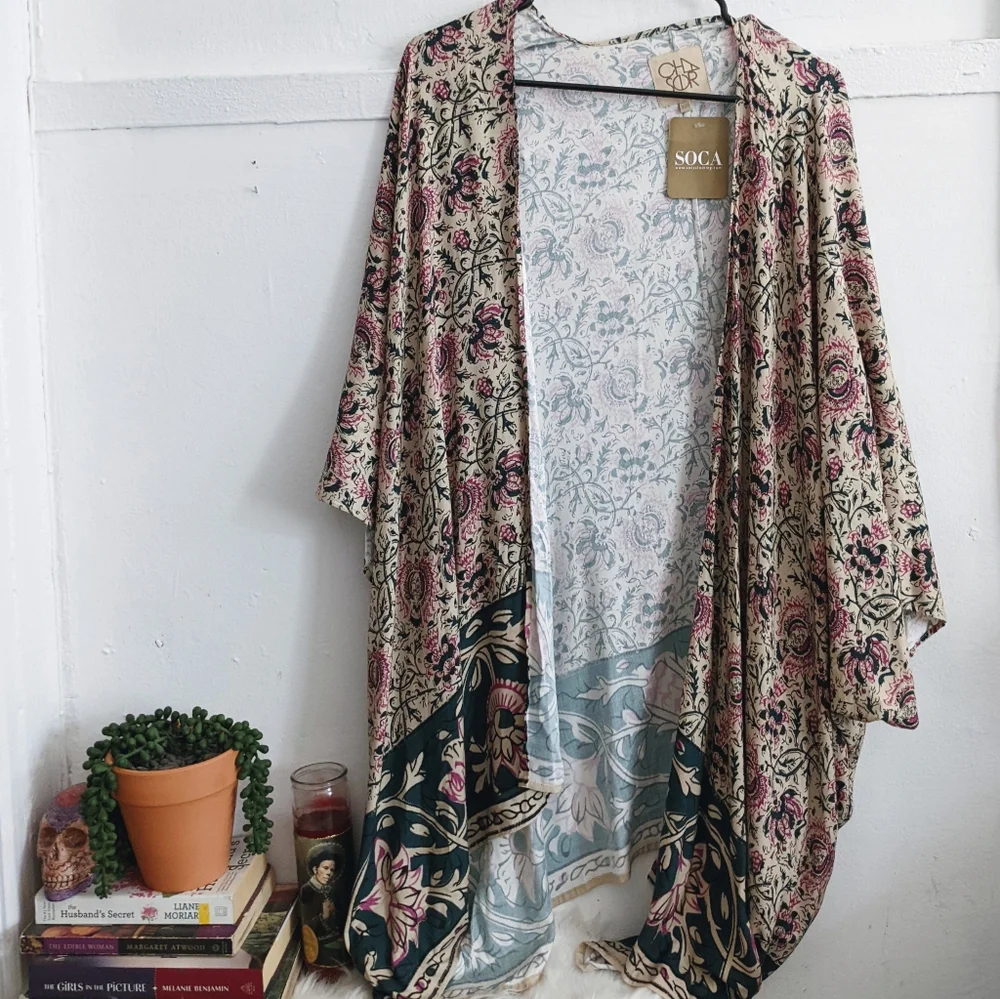 Chaser Oversized Boho Paisley Floral Tapestry Kimono