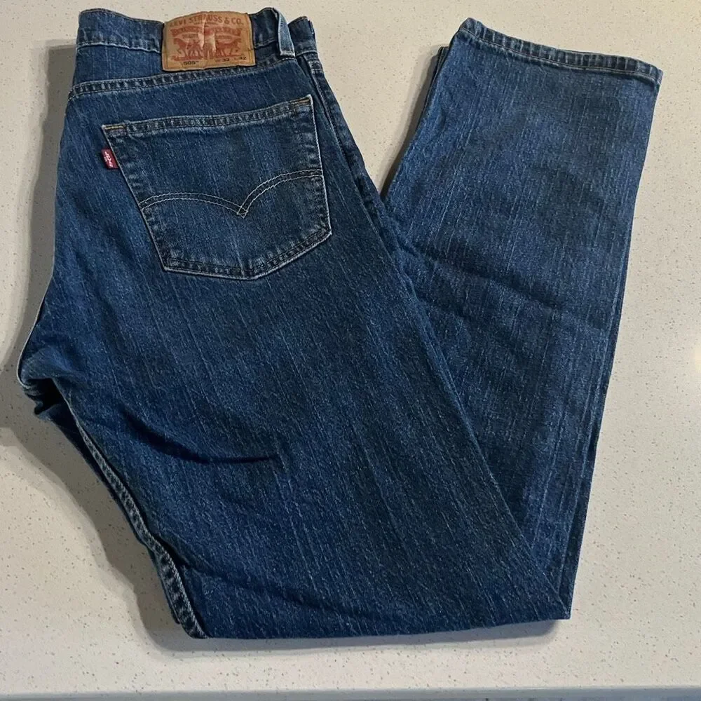 Levi’s 505 Classic Straight Fit Blue Jeans Tagged 32/32